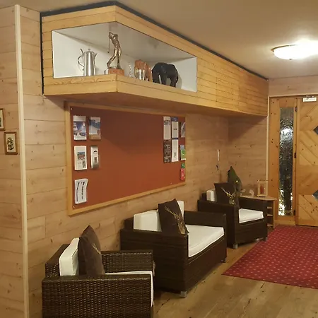 Mira Hotel