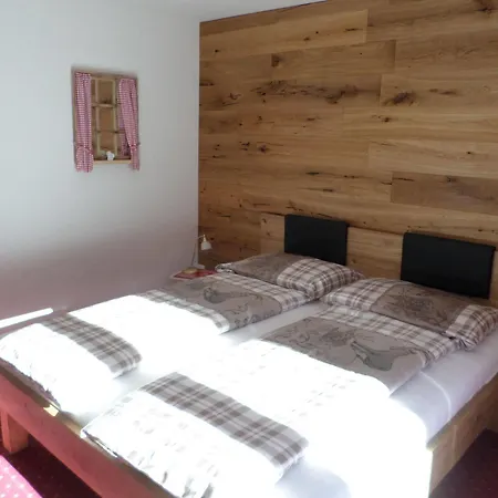 Mira Hotel