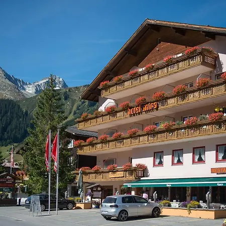 Mira Hotel 3*