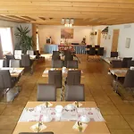 Hotel Mira 3*